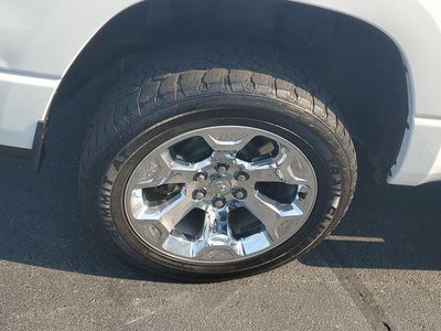 2020 RAM 1500 Big Horn Crew Cab 4x4 5'7" Box