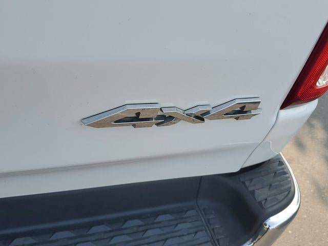 2020 RAM 1500 Big Horn Crew Cab 4x4 5'7" Box