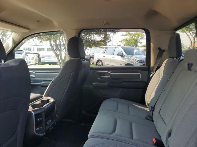 2020 RAM 1500 Big Horn Crew Cab 4x4 5'7" Box
