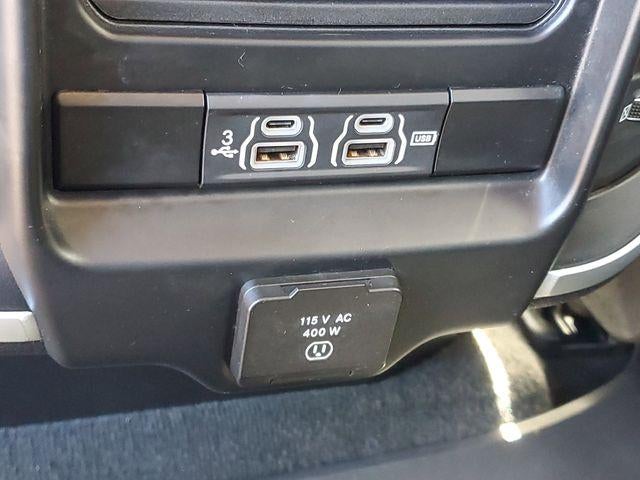 2020 RAM 1500 Big Horn Crew Cab 4x4 5'7" Box
