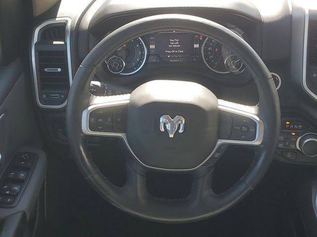 2020 RAM 1500 Big Horn Crew Cab 4x4 5'7" Box
