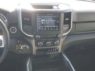 2020 RAM 1500 Big Horn Crew Cab 4x4 5'7" Box