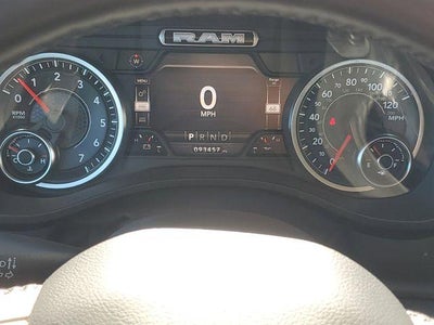 2020 RAM 1500 Big Horn Crew Cab 4x4 5'7" Box