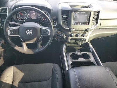 2020 RAM 1500 Big Horn Crew Cab 4x4 5'7" Box