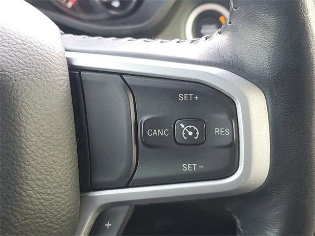 2020 RAM 1500 Big Horn Crew Cab 4x4 5'7" Box