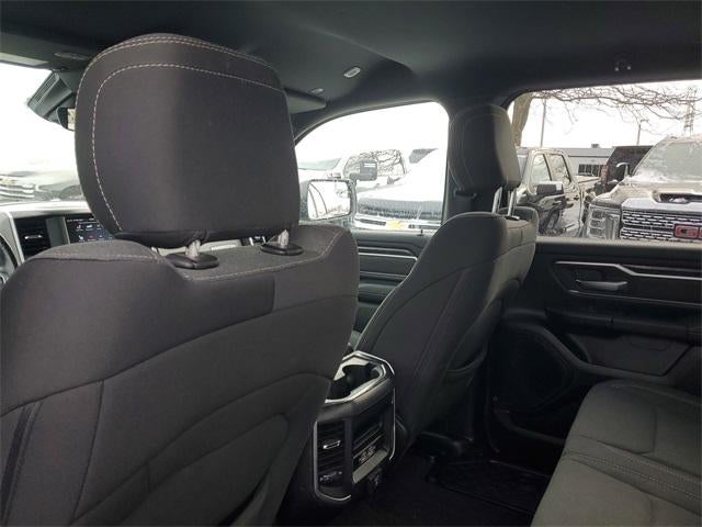 2021 RAM 1500 Big Horn Crew Cab 4x4 5'7" Box