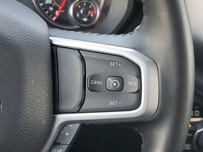 2024 RAM 1500 Big Horn Crew Cab 4x4 5'7" Box