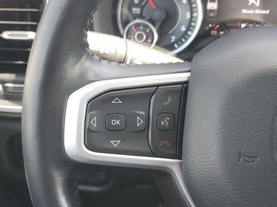 2022 RAM 1500 Big Horn Crew Cab 4x4 5'7" Box