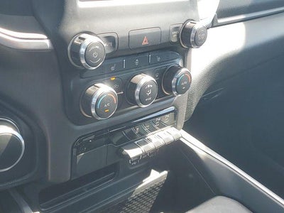 2022 RAM 1500 Big Horn Crew Cab 4x4 5'7" Box