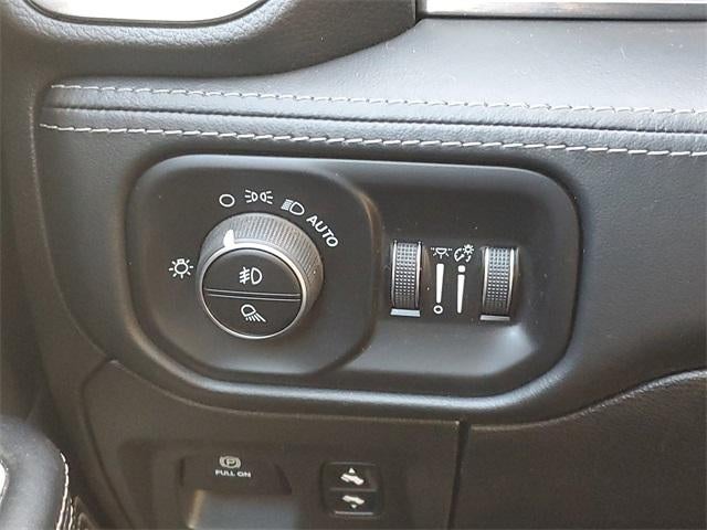 2019 RAM 1500 Limited Crew Cab 4x4 5'7" Box