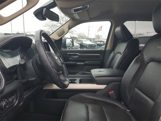 2019 RAM 1500 Laramie Crew Cab 4x4 5'7" Box