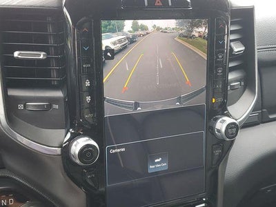 2023 RAM 1500 Laramie Crew Cab 4x4 5'7" Box