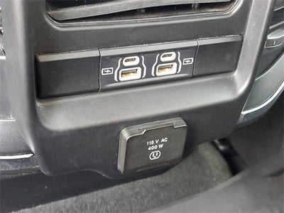 2022 RAM 1500 Laramie Crew Cab 4x4 5'7" Box