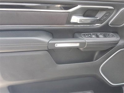 2022 RAM 1500 Laramie Crew Cab 4x4 5'7" Box