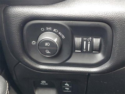 2022 RAM 1500 Laramie Crew Cab 4x4 5'7" Box