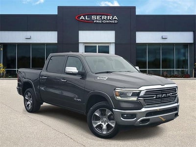 2020 RAM 1500 Laramie Crew Cab 4x4 5'7" Box