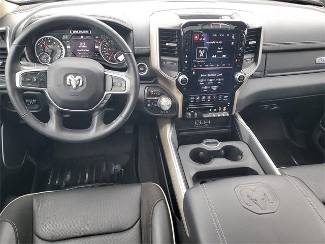 2020 RAM 1500 Laramie Crew Cab 4x4 5'7" Box