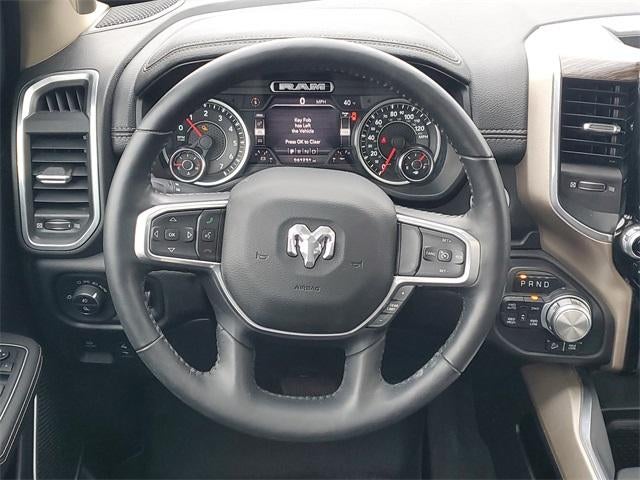 2020 RAM 1500 Laramie Crew Cab 4x4 5'7" Box