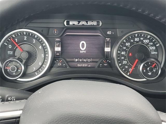 2020 RAM 1500 Laramie Crew Cab 4x4 5'7" Box