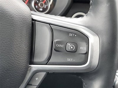 2020 RAM 1500 Laramie Crew Cab 4x4 5'7" Box