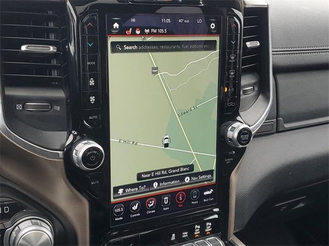 2020 RAM 1500 Laramie Crew Cab 4x4 5'7" Box