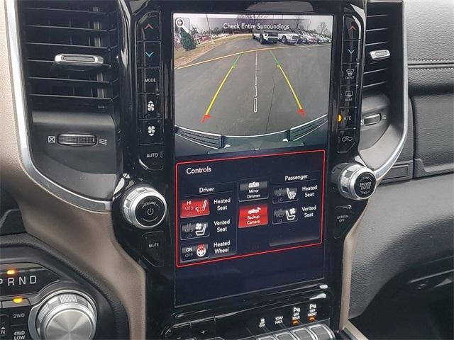 2020 RAM 1500 Laramie Crew Cab 4x4 5'7" Box