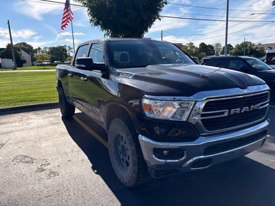 2019 RAM 1500 Big Horn/Lone Star Crew Cab 4x4 6'4" Box