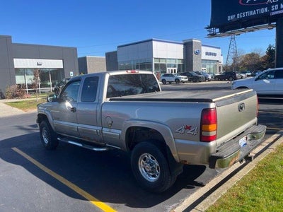 2002 Chevrolet Silverado 2500 HD LS
