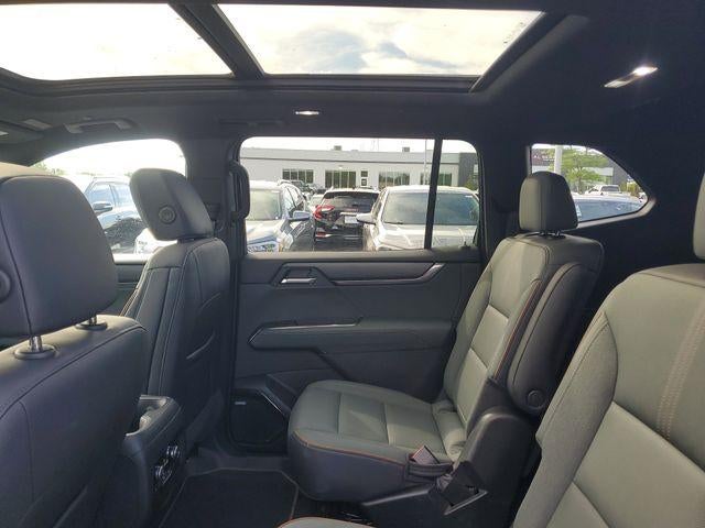 2024 GMC Acadia AT4