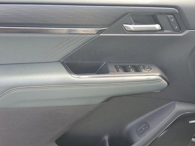 2024 GMC Acadia AT4