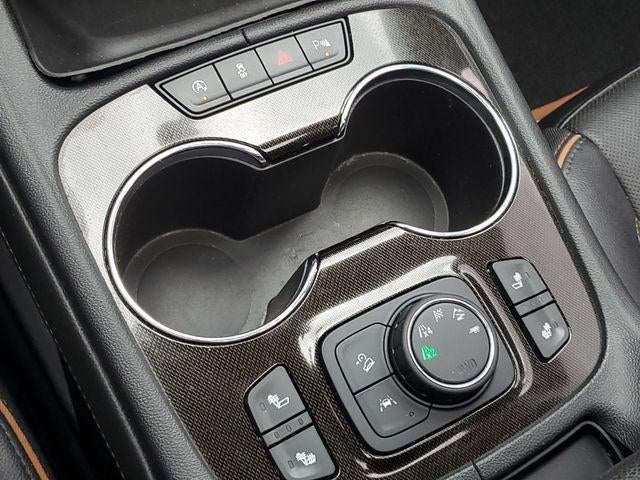 2020 GMC Acadia AT4