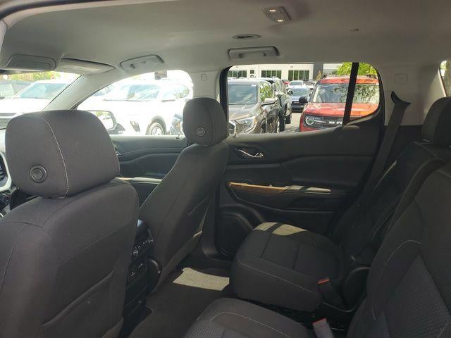2022 GMC Acadia SLE