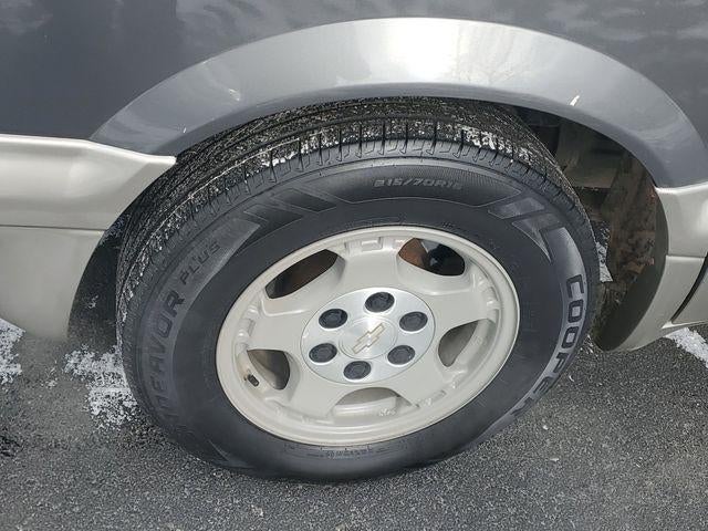 2005 Chevrolet Astro Base