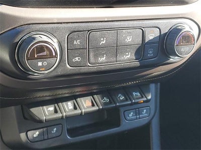 2022 GMC Canyon AT4 - Leather