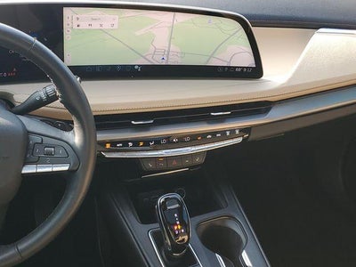 2024 Cadillac XT4 Luxury