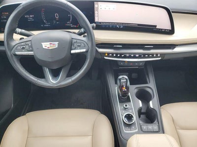 2024 Cadillac XT4 Luxury