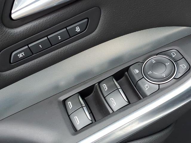 2021 Cadillac XT4 AWD Premium Luxury