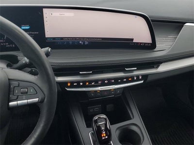 2024 Cadillac XT4 Premium Luxury