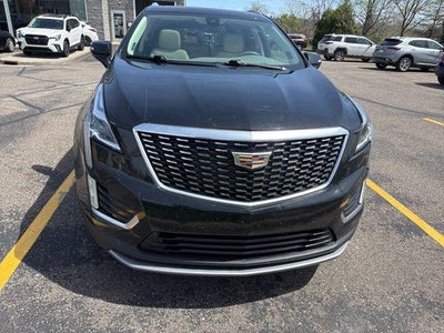 2022 Cadillac XT5 Premium Luxury