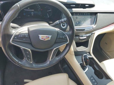 2018 Cadillac XT5 Luxury AWD