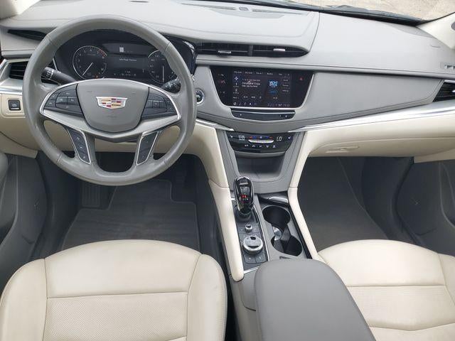 2022 Cadillac XT5 AWD Premium Luxury