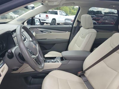 2022 Cadillac XT5 AWD Premium Luxury