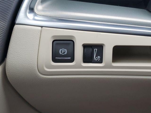 2022 Cadillac XT5 AWD Premium Luxury