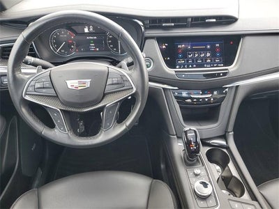 2023 Cadillac XT5 Sport