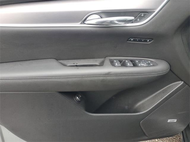 2025 Cadillac XT6 Luxury