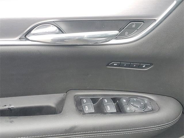 2025 Cadillac XT6 Luxury