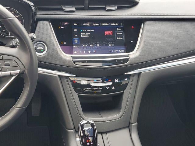 2025 Cadillac XT6 Luxury