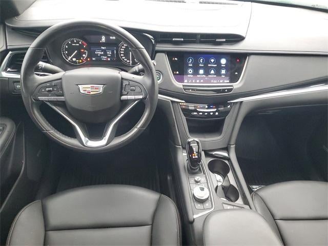 2024 Cadillac XT6 Luxury