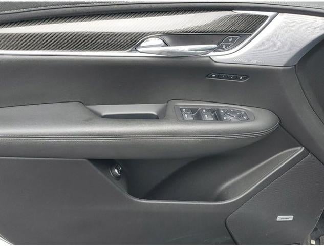 2022 Cadillac XT6 Sport