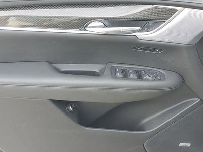 2023 Cadillac XT6 Sport
